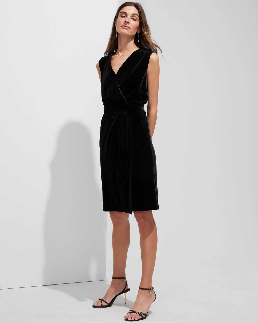 Outlet WHBM Sleeveless Surplice Velvet Dress